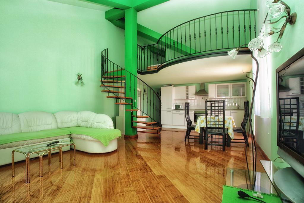 Apartments Villa Happy Mrcevac Екстер'єр фото